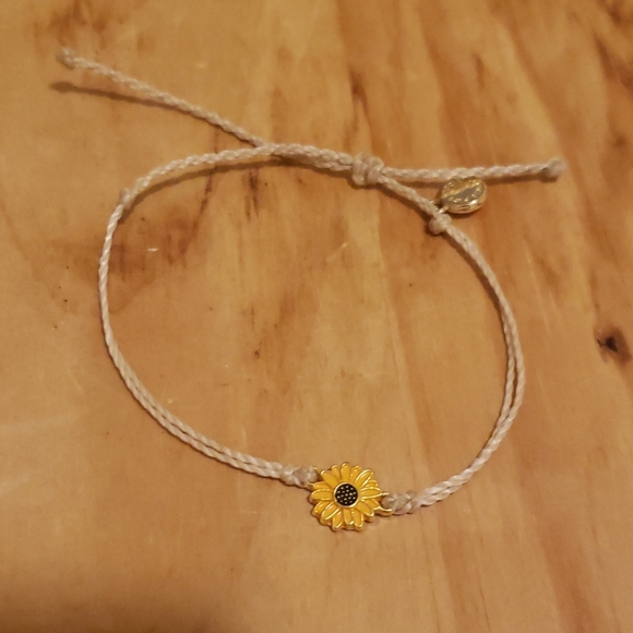 bracelets - Picture 2 of 6